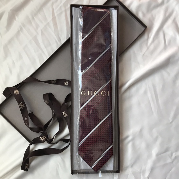 Gucci “Imera” interlocking mini G tonal woven Italian silk tie - Picture 3 of 7